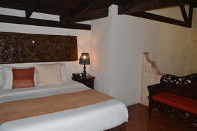 Los Olivos Boutique