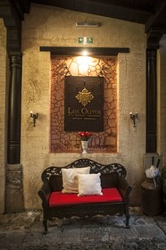 Los Olivos Boutique