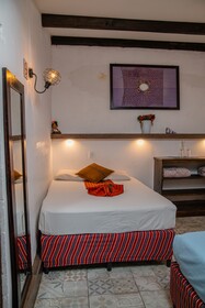 Nikikot Hostel & Hotel