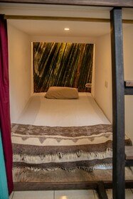 Nikikot Hostel & Hotel