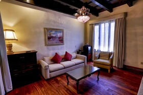 Pensativo House Hotel