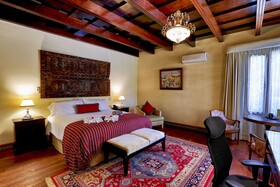 Pensativo House Hotel