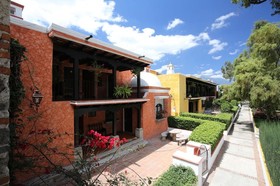 Villa Colonial