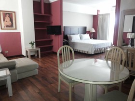 Apart-Hotel Suites Reforma
