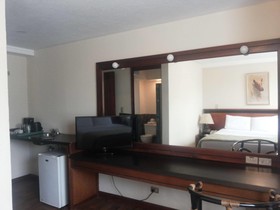 Apart-Hotel Suites Reforma