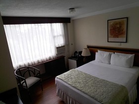 Apart-Hotel Suites Reforma