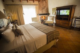 Filadelfia Coffee Resort & Tours