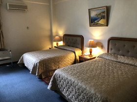 Hotel Ever Green