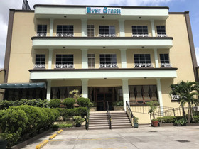 Hotel Ever Green