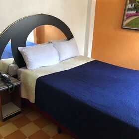 Hotel Mayestic