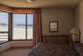 Alupang Beach Tower