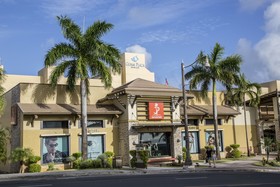 Guam Plaza Resort & Spa