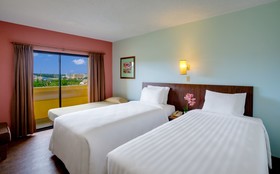 Guam Plaza Resort & Spa