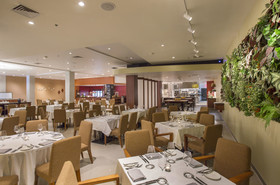 Guam Plaza Resort & Spa