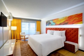 Guam Plaza Resort & Spa
