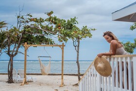 Barefoot Cay Boutique Resort & Marina