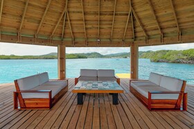 Barefoot Cay Boutique Resort & Marina