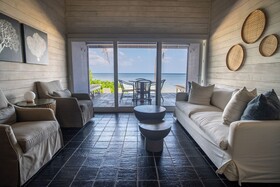 Barefoot Cay Boutique Resort & Marina