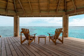 Barefoot Cay Boutique Resort & Marina