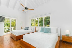 Blue Roatán Resort