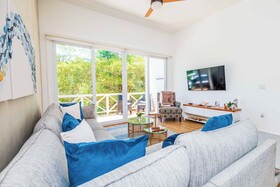 Blue Roatán Resort