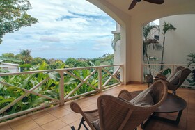 Blue Roatán Resort