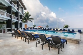 Brisas del Mar Beach Dive Resort
