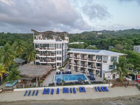 Brisas del Mar Beach Dive Resort