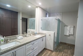 Brisas del Mar Beach Dive Resort