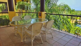 Clarion Suites Roatan at Pineapple Villas