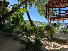 Fosters West Bay Resort