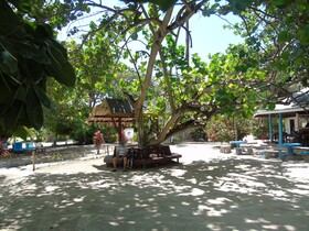 Fosters West Bay Resort