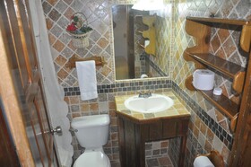 Hotel Posada Arco Iris Roatan