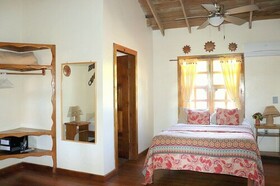 Hotel Posada Arco Iris Roatan