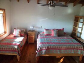 Hotel Posada Seremein Roatan