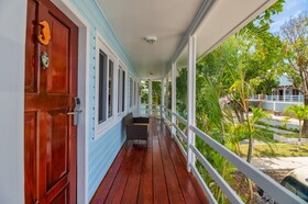 Hotel Roatan Dive and Yacht Club