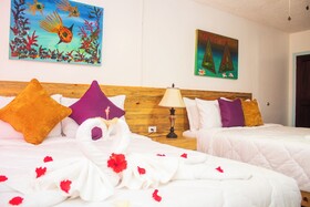 Hotel Roatan Dive and Yacht Club