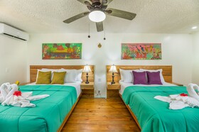 Hotel Roatan Dive and Yacht Club