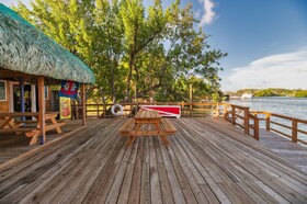 Hotel Roatan Dive and Yacht Club