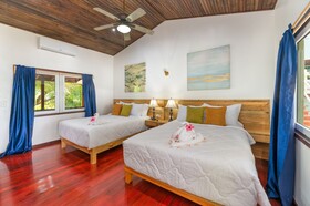 Hotel Roatan Dive and Yacht Club