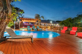 Hotel Roatan Dive and Yacht Club