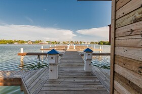 Hotel Roatan Dive and Yacht Club