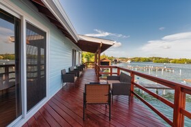 Hotel Roatan Dive and Yacht Club