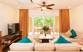 Kimpton Grand Roatán Resort & Spa