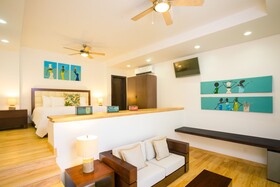 Kimpton Grand Roatán Resort & Spa
