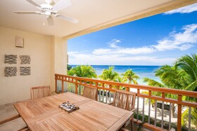 Kimpton Grand Roatán Resort & Spa