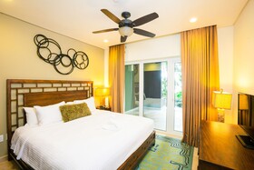 Kimpton Grand Roatán Resort & Spa