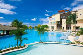 Kimpton Grand Roatán Resort & Spa