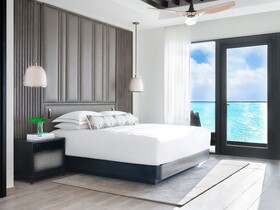 Kimpton Grand Roatán Resort & Spa