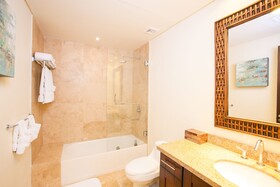 Kimpton Grand Roatán Resort & Spa